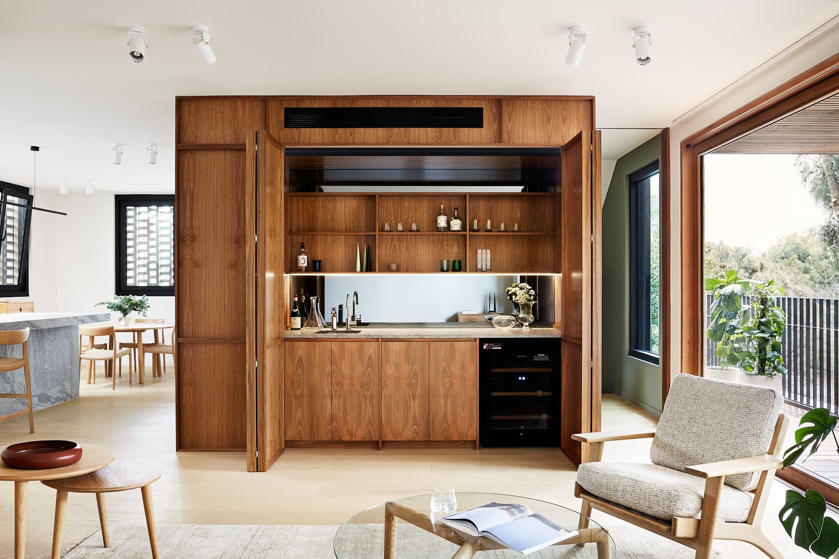 Ruskin Elwood_11